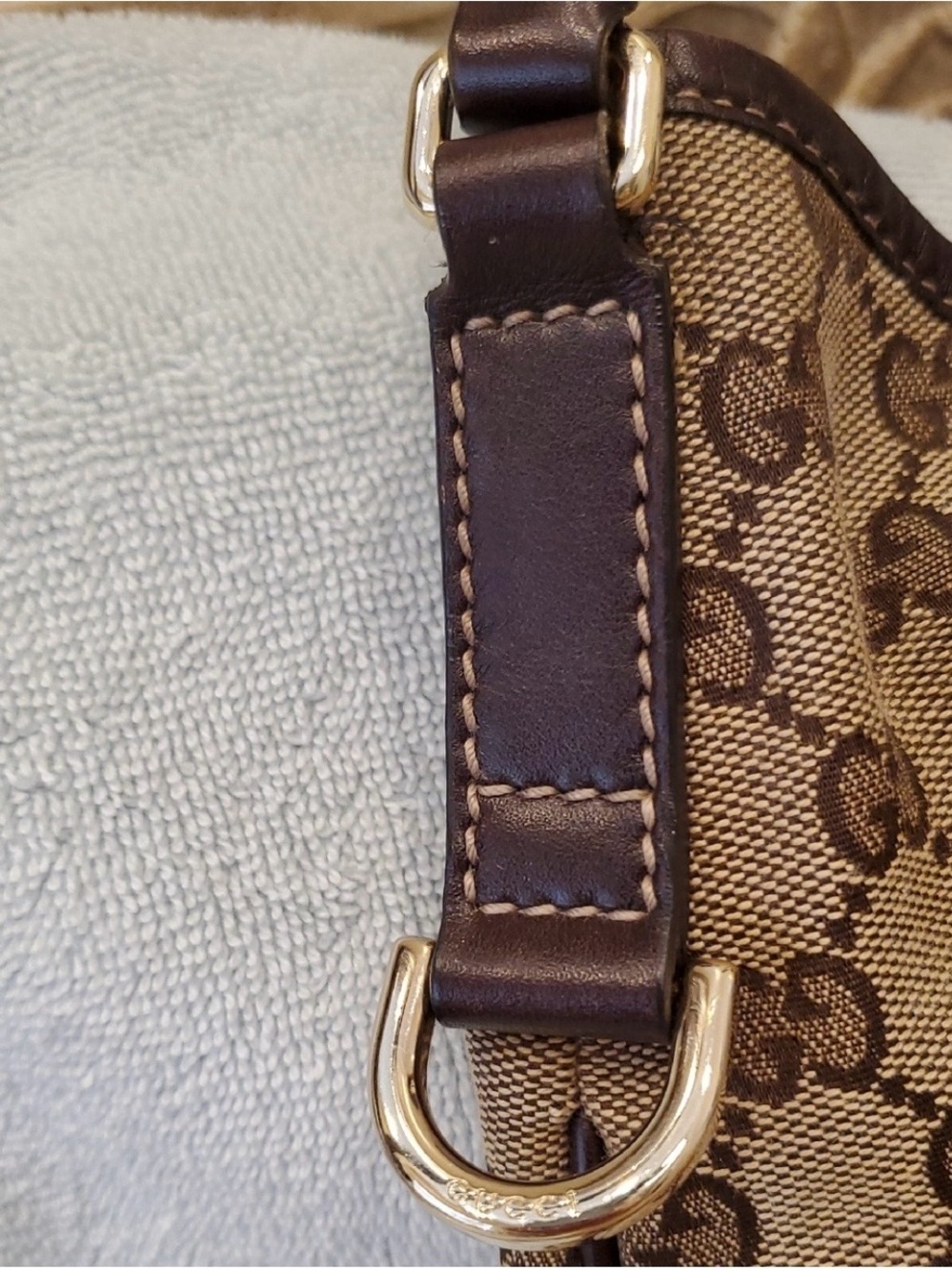 *Authentic* Gucci Beige Brown GG Canvas Shoulder Bag with Dark Brown Trim - Picture 6 of 14
